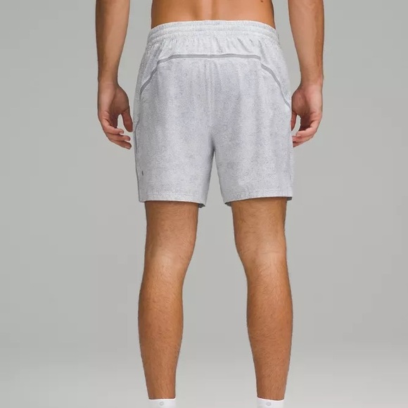 Lululemon Men’s Pace Breaker Linerless Shorts Size XL - Picture 1 of 7